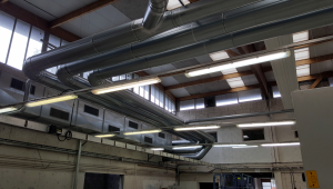 3 gaines d'aspiration dans un atelier de menuiserie